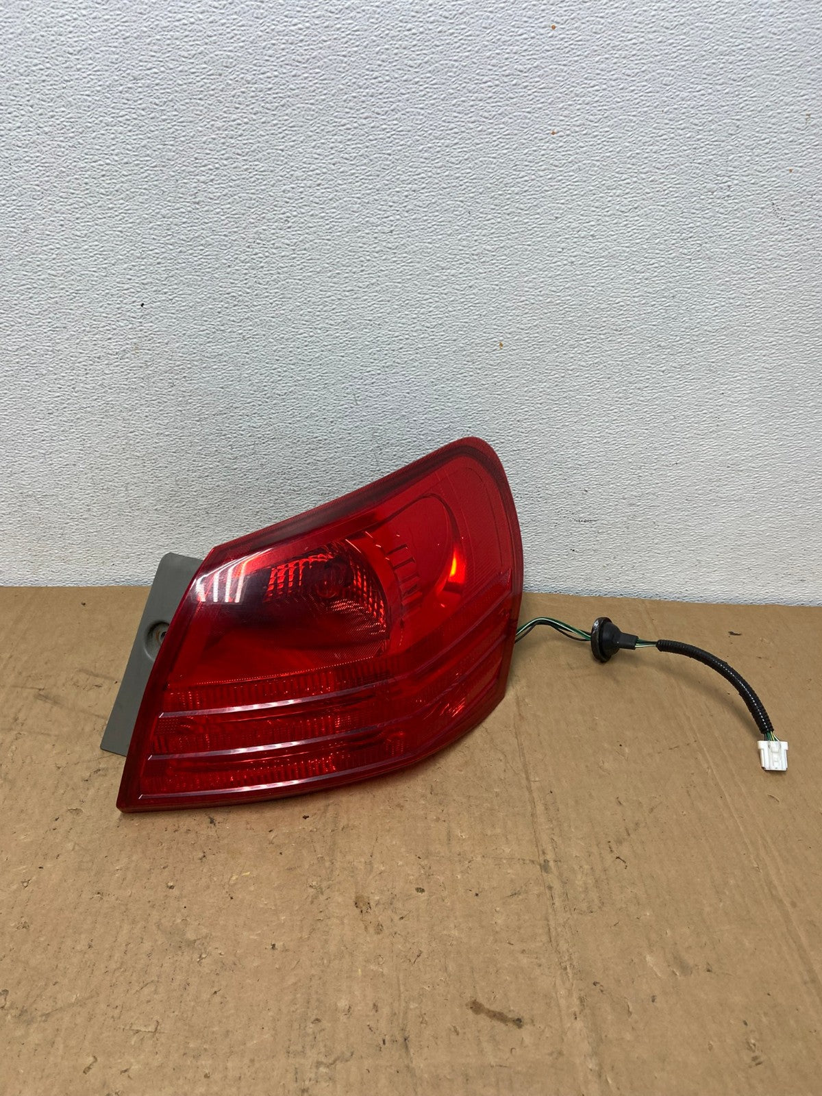 2008 to 2015 Nissan Rogue Right Passenger Rh Side Tail Light AD1194 LK0