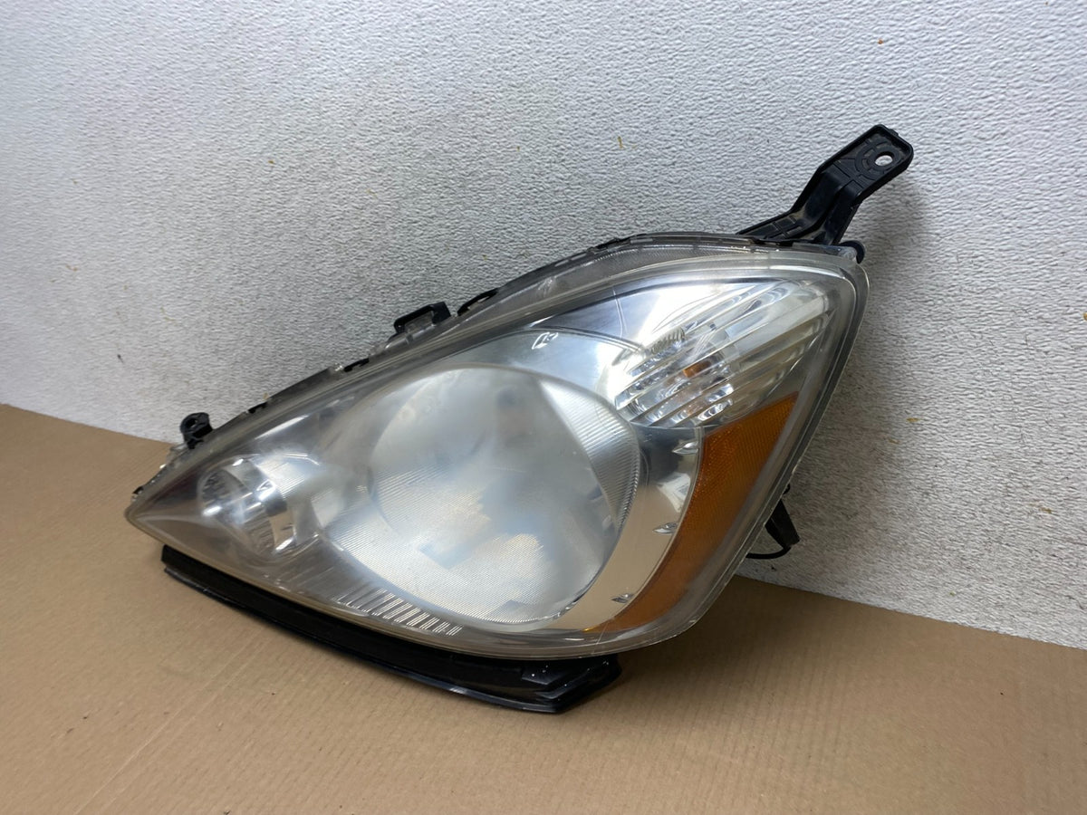 2009 to 2013 Honda Fit Left Driver LH Side Headlight Halogen AJ2360 DW1