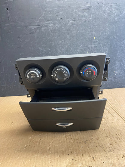 2003 to 2006 Kia Sorento Temperature AC Climate Control 97250-3E401 AE4116 DG1