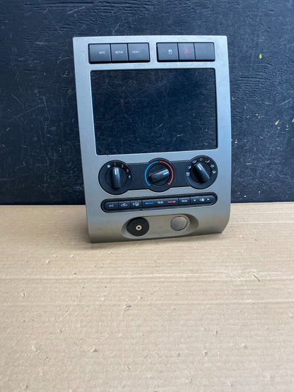 2007 - 2014 Ford Expedition Temperature Climate Control w/ Radio Bezel AG0076 DG0