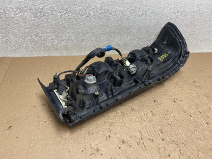 1995 1996 Lexus ES300 Right Passenger RH Side Tail Light Oem T7808 DW3