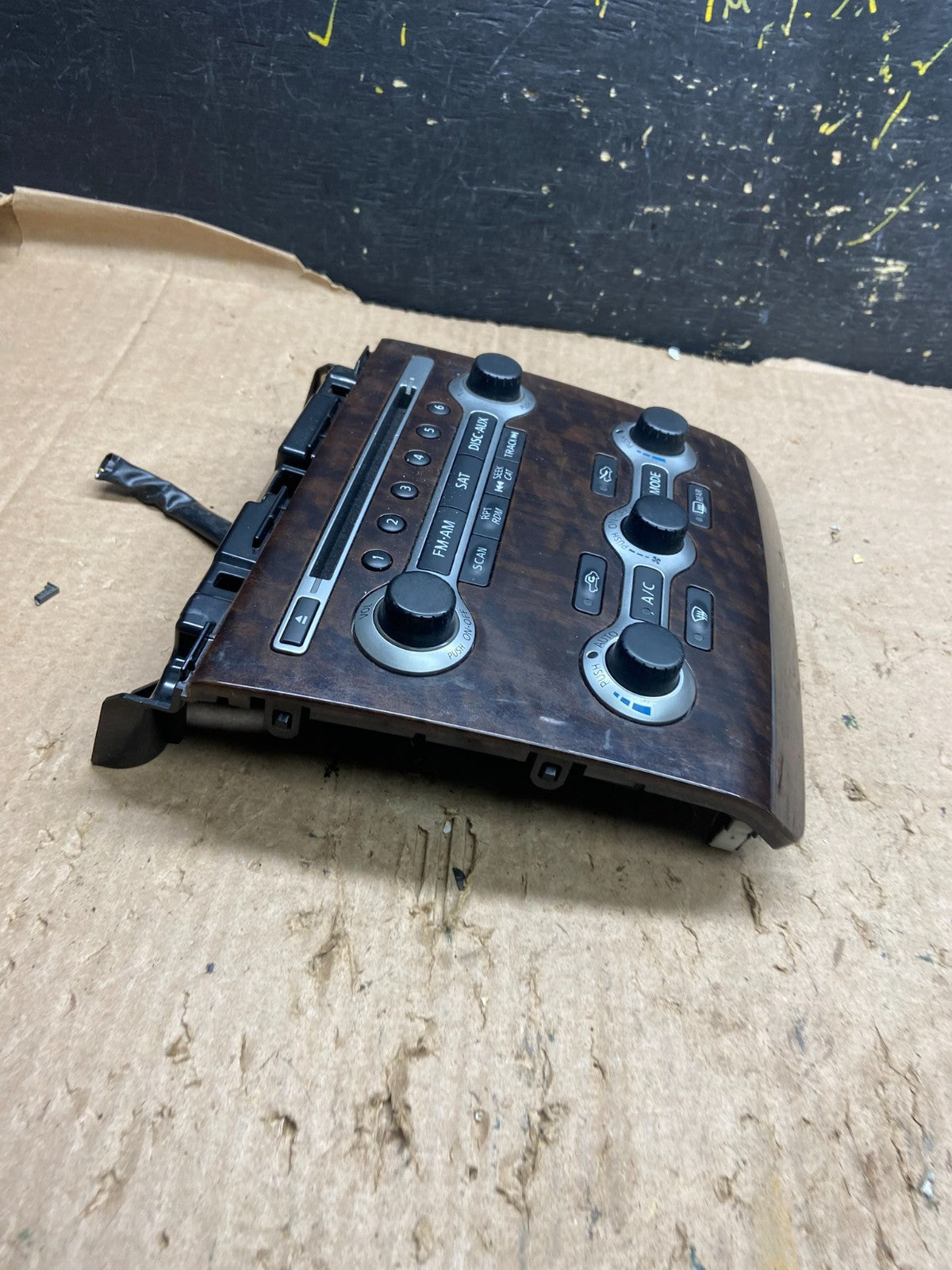 2009 2014 Nissan Maxima Radio Panel Climate Control Bezel Trim Z2012 DG2