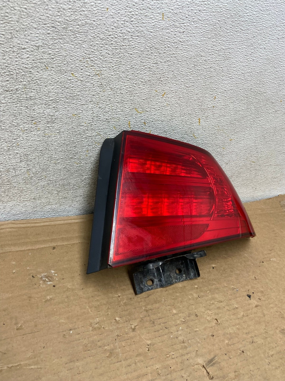 2004 2005 2006 Acura TL Right Passenger Rh Side Tail Light AH8401 LK2