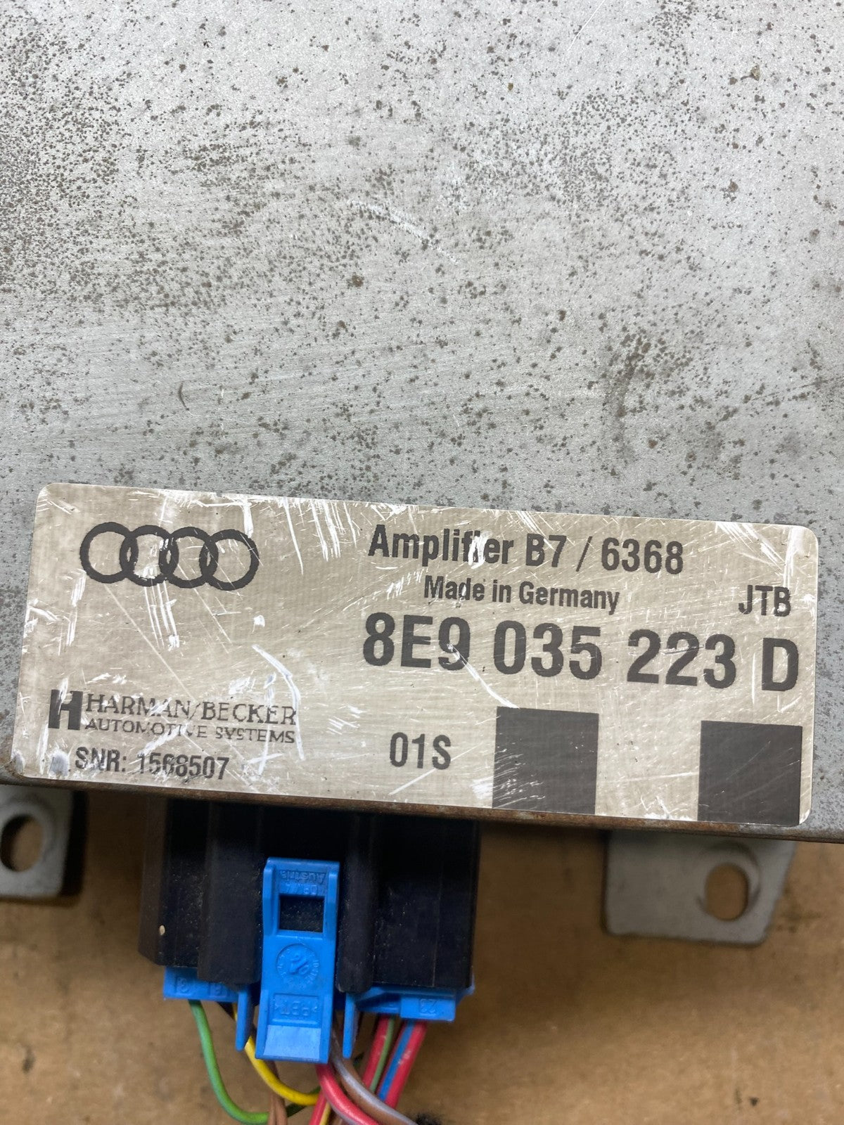 2004 to 2008 Audi A6 Harman Becker Radio Stereo Amplifier Amp OEM R4003 DG3