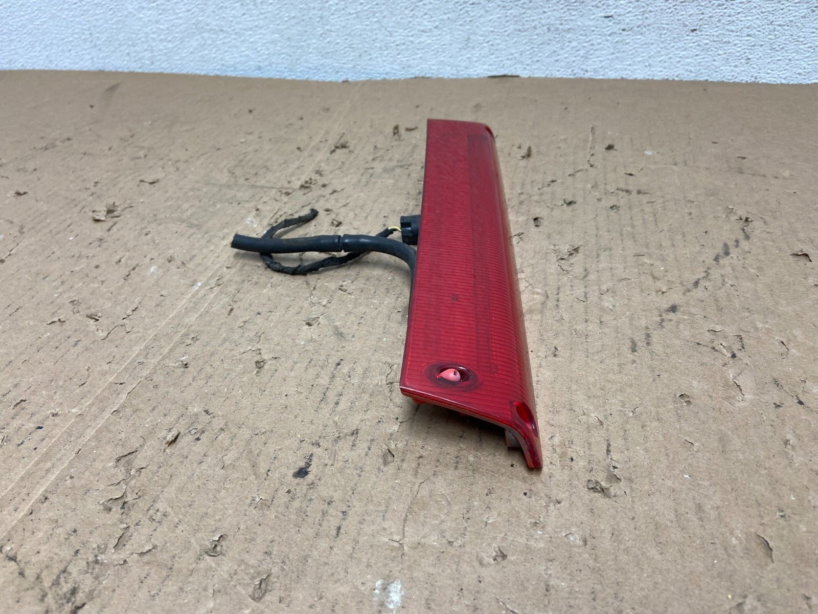 2012 to 2017 Ford Focus SE Trunk Lid Hatch 3rd Brake Light ad8166 DG2