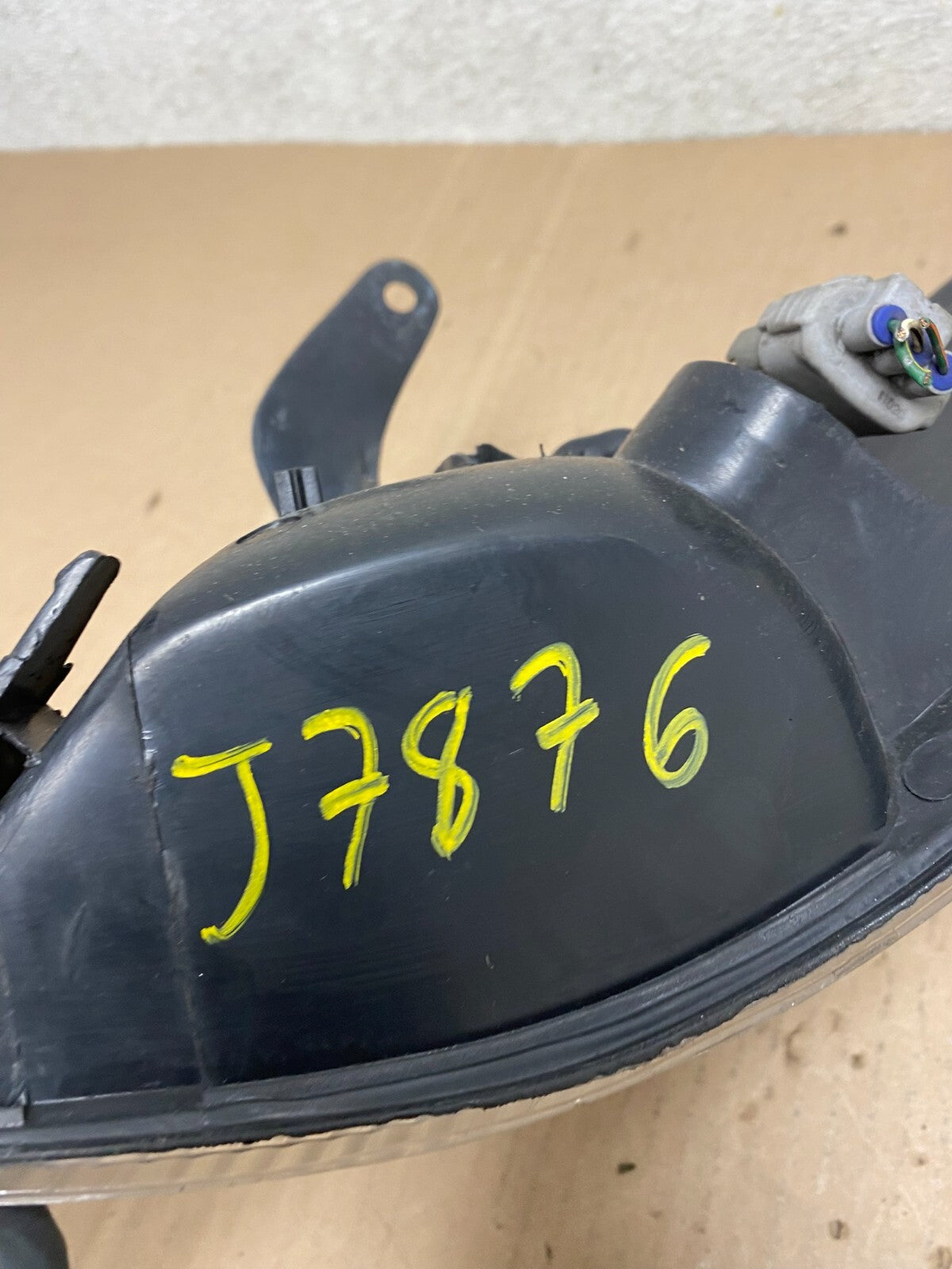 1997 1998 1999 Toyota Camry Right Passenger RH Black Turn Signal J7876 DW7