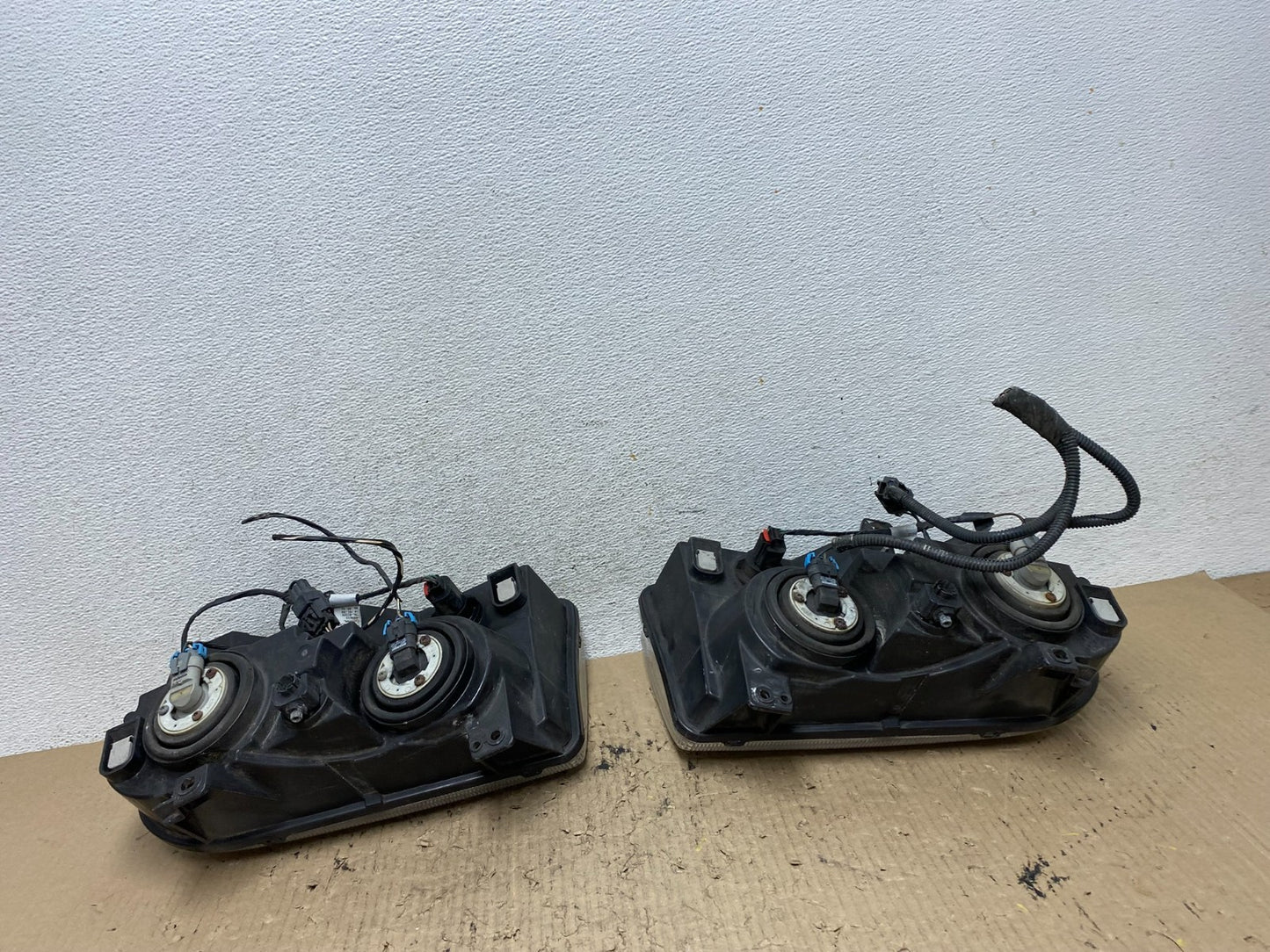 2005 2006 2007 Chrysler 300 Left+Right Halogen Headlights AF7263 DW7
