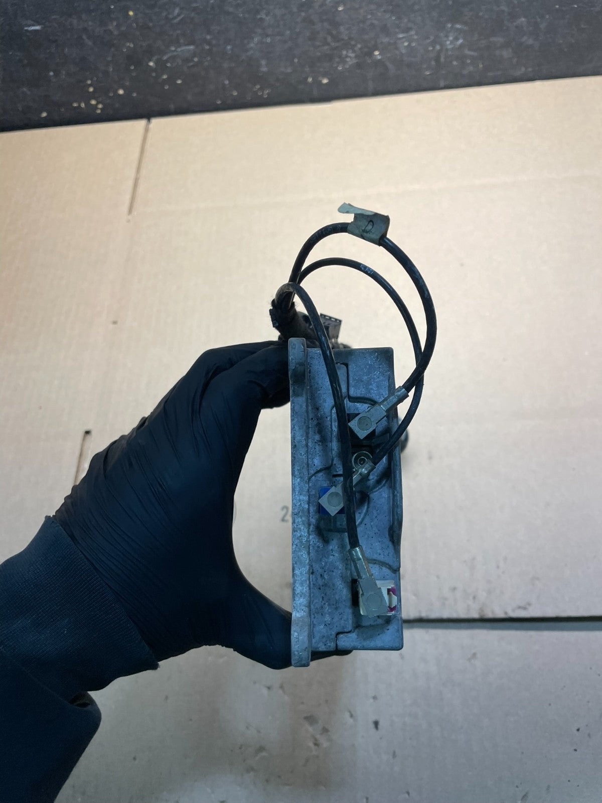 2000 to 2006 BMW X5 Harman Becker Bluetooth Telematics Module OEM V6690  DG3