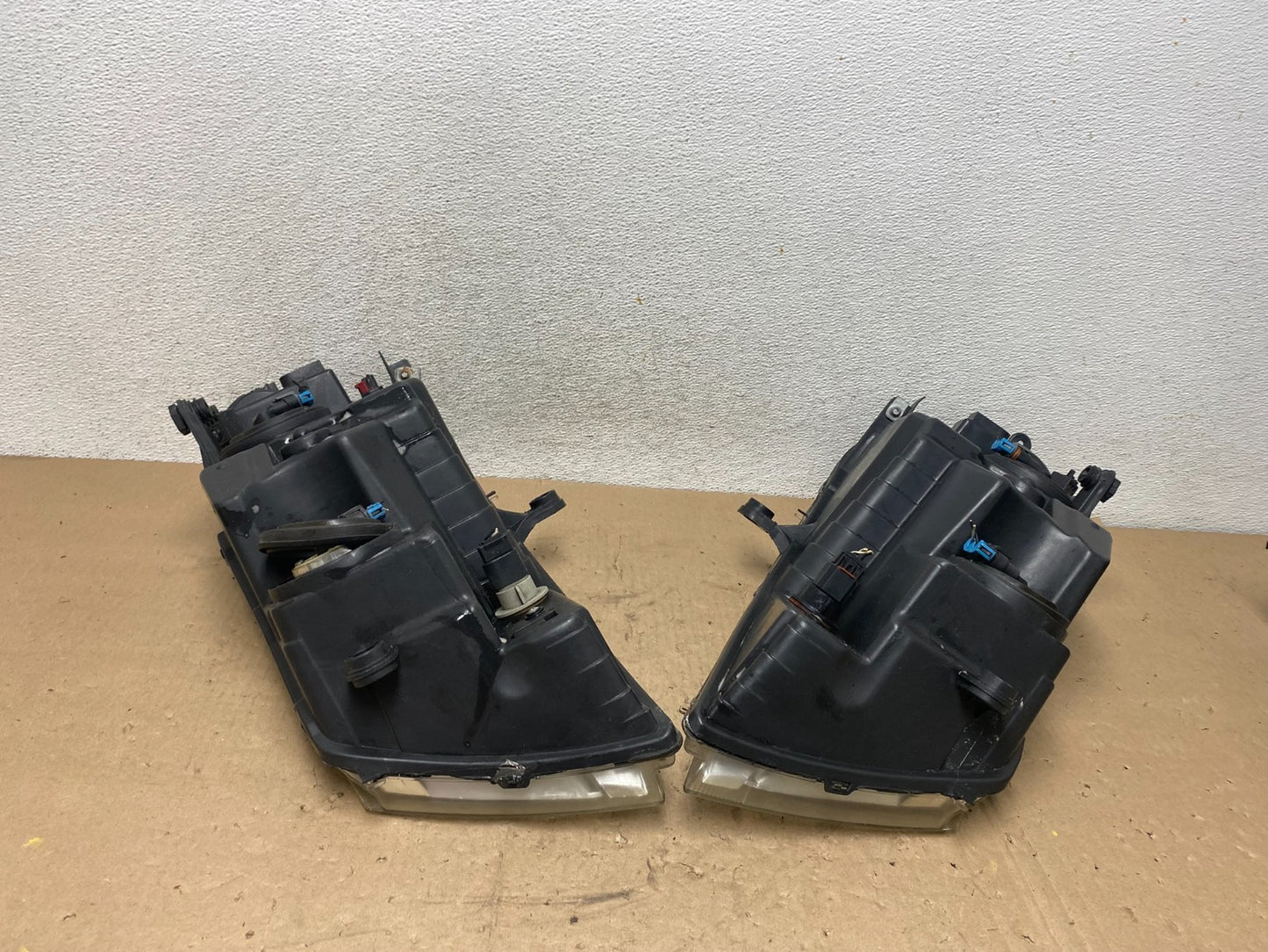 2008 to 2014 Dodge Avenger Left+Right Side Set Black Headlights AG5385 DW5