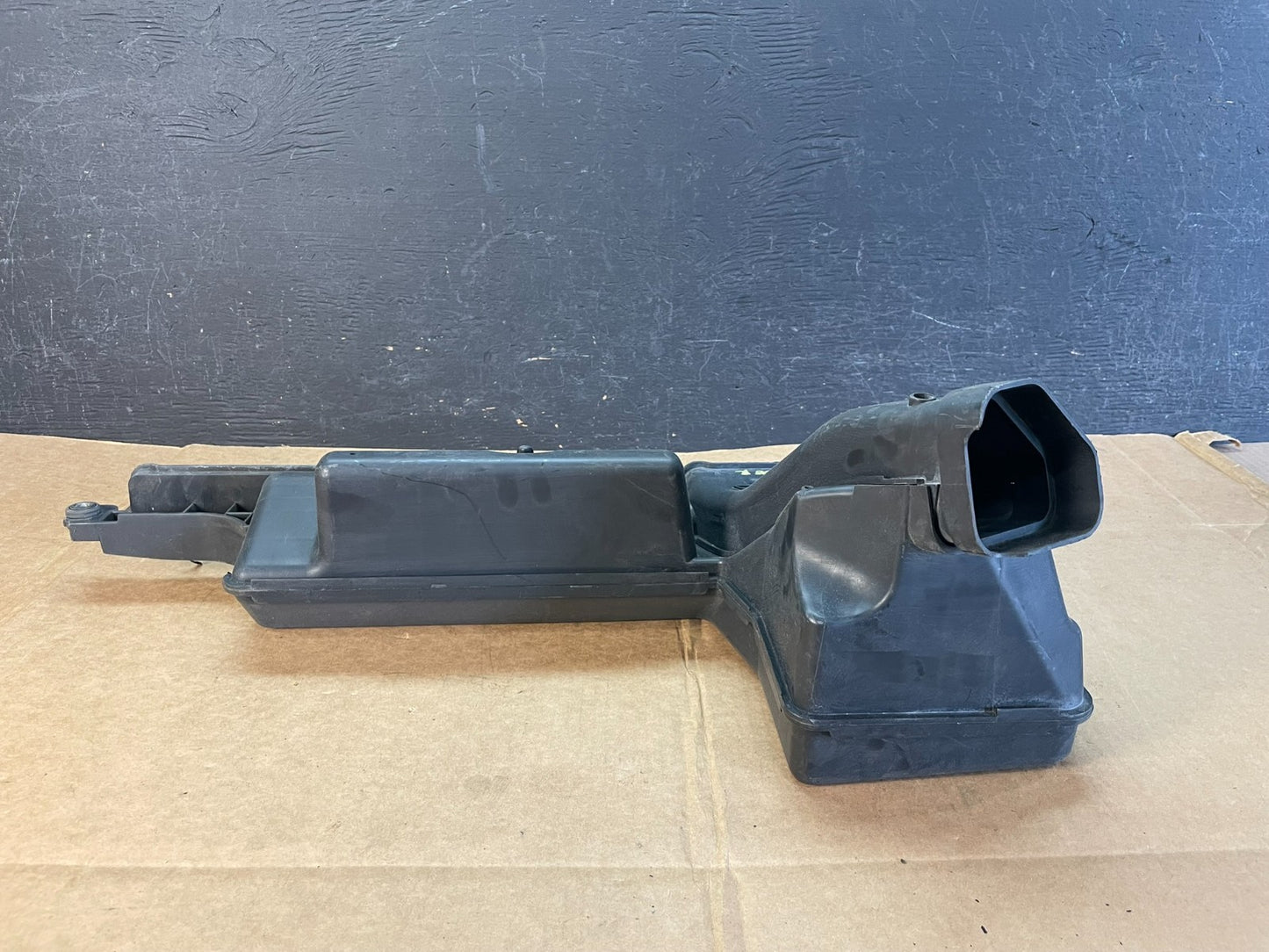 2013-2016 Nissan Pathfinder Upper Air Intake Duct AE0873 DG3