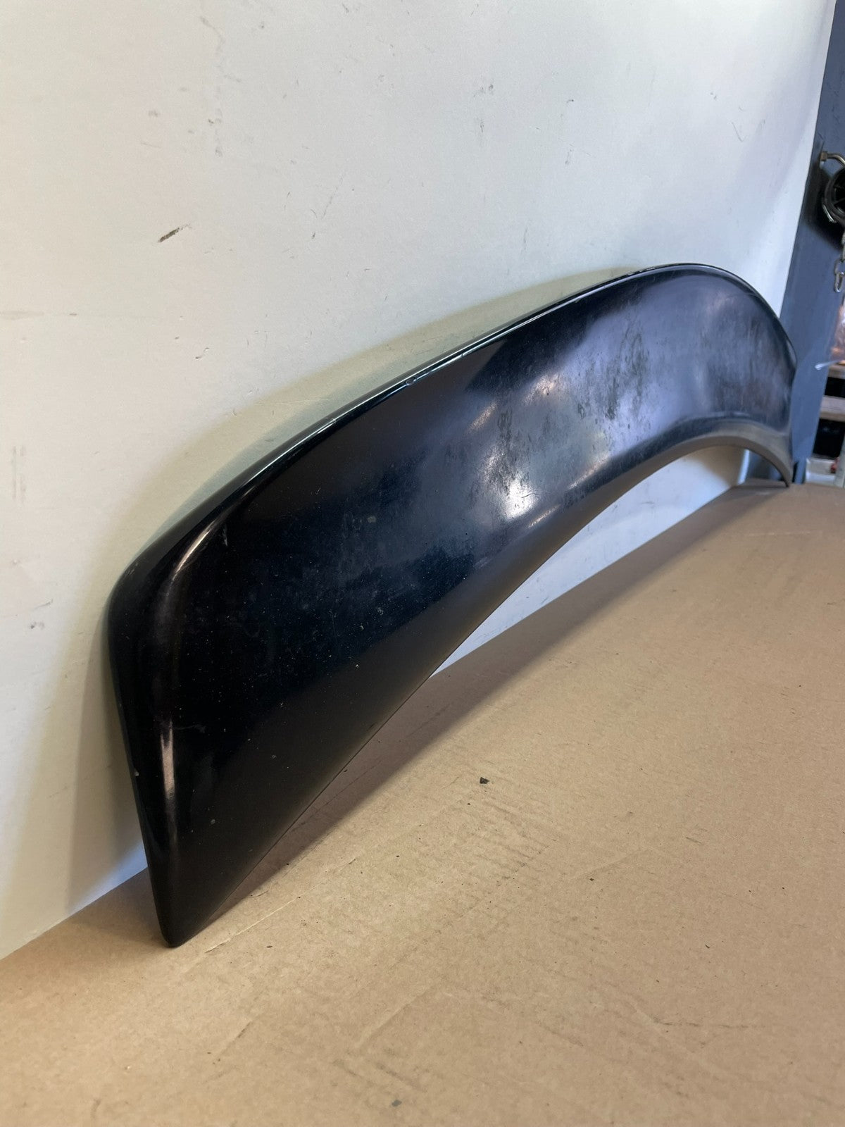 2005 to 2007 Cadillac STS Upper Rear Spoiler Wing Brake Light 25748502 AI3953 DG2