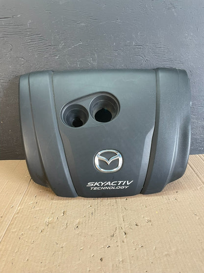2014 to 2017 Mazda 6 SkyActiv Engine Cover Top Lid Cover AD8721 DG0