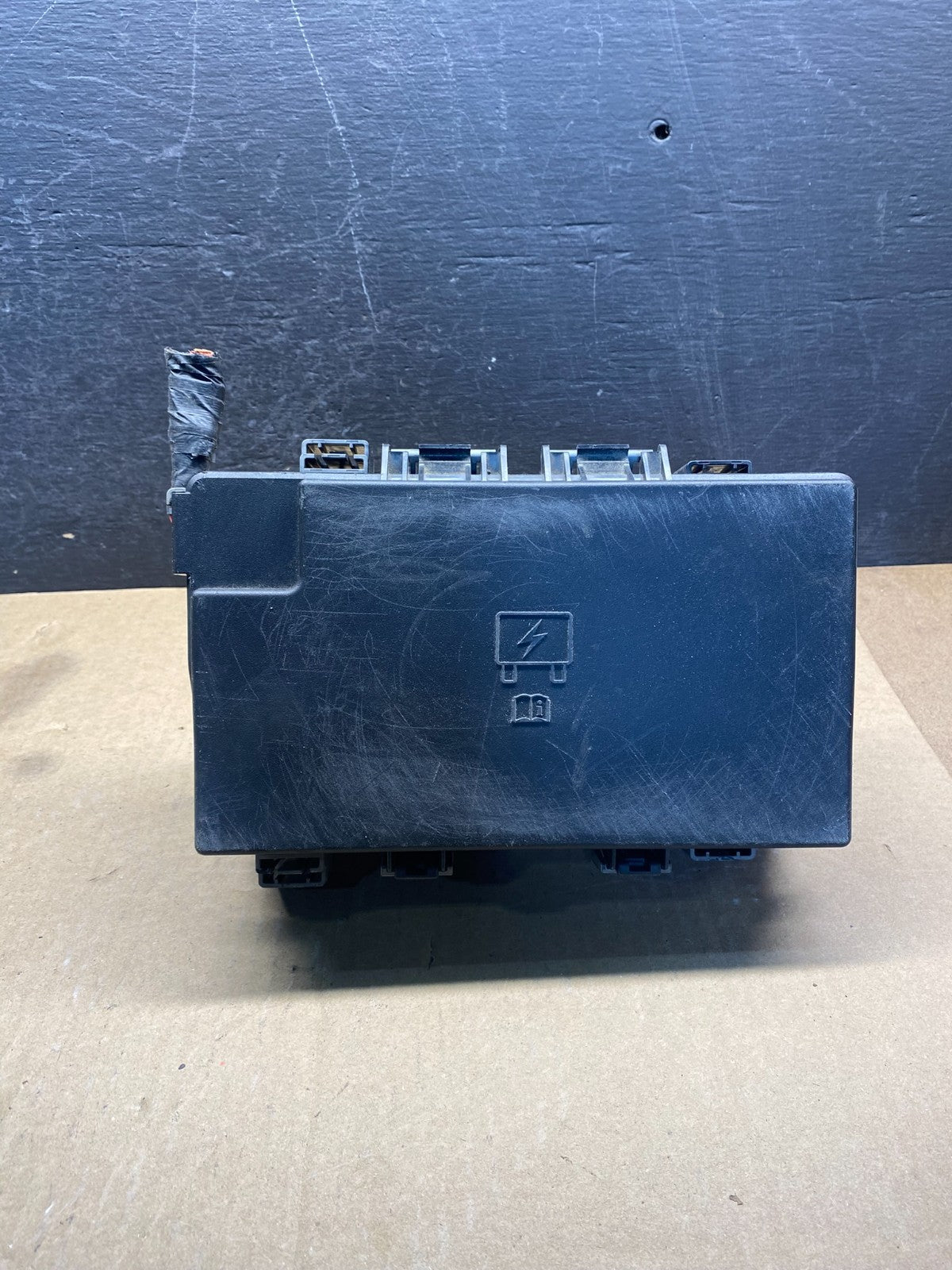 2018 to 2022 Jeep Grand Cherokee Fuse Box Relay Panel BMC Body Module af8967 DG5