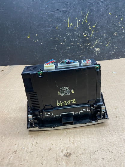 2004 - 2006 Lexus ES330 Center Dash A/C AC Heater Climate Control Unit Z0279 DG4