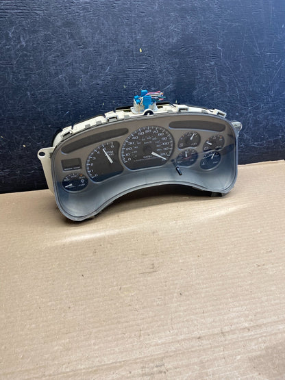2000 to 2002 GMC Yukon Denali Cluster Gauge Speedometer ah1484 DG0