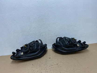 2003 to 2006 Hyundai Accent Left+Right Halogen Headlights AF2824 DW6