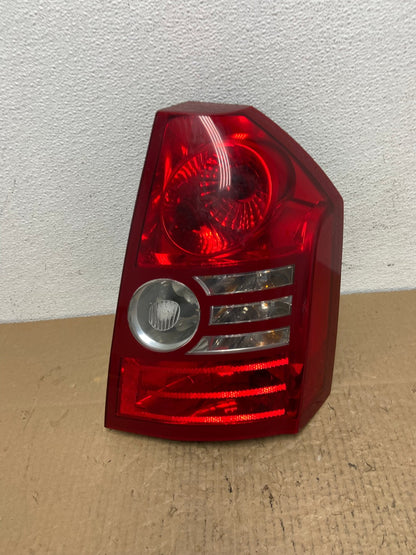 2008 2009 2010 Chrysler 300 Right Passenger RH Side Tail Light OEM AC3932 LK0