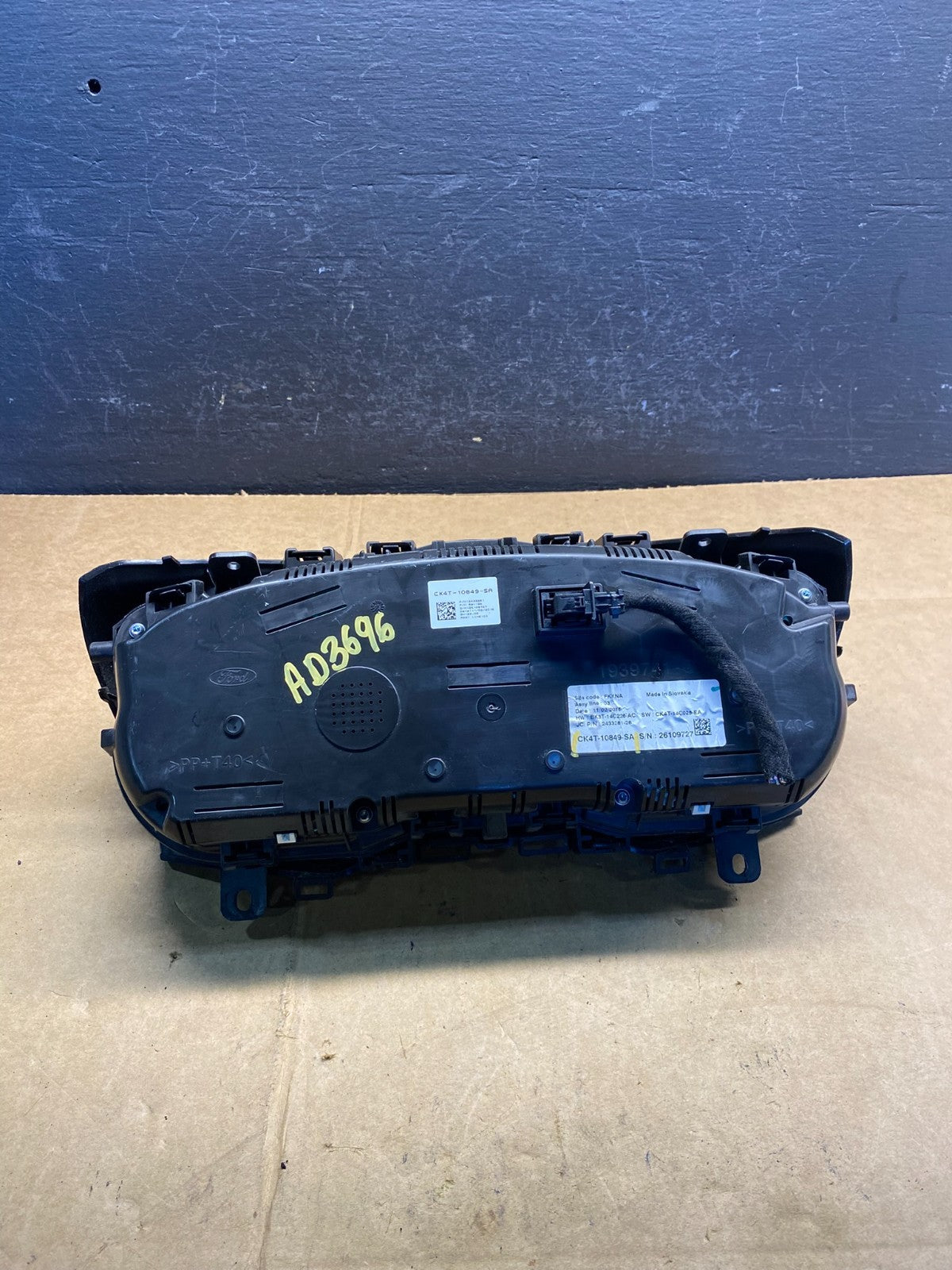 2016 to 2018 Ford Transit Connect Speedometer Cluster ad3696 DG4