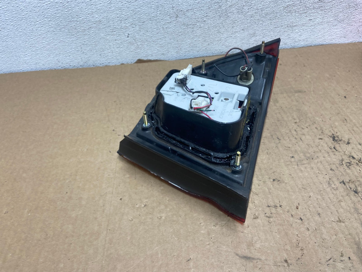 1995 1996 Nissan Maxima Left Driver LH Side Tail light AG2358 LK5