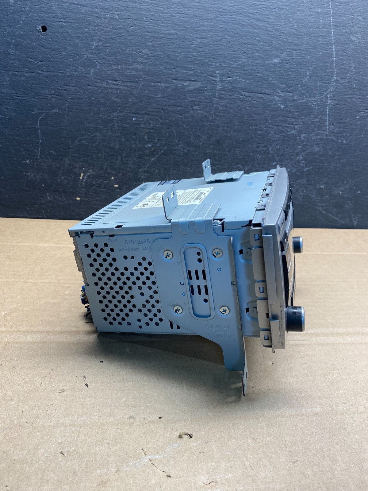 2007 to 2009 Hyundai Santa Fe AM/FM Radio CD Player ae8137 DG3