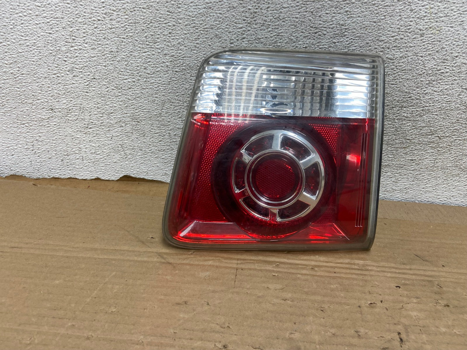2007 to 2012 GMC Acadia Right Passenger Rh Hatch Tail Light Inner AG9065 LK0