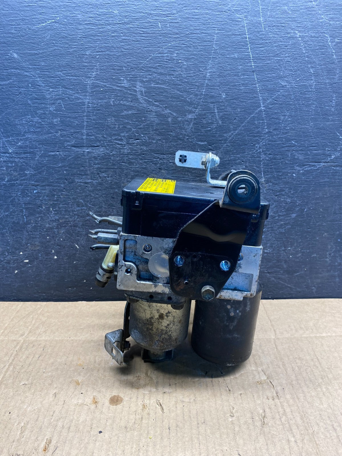 2004 - 2009 Toyota Prius ABS Brake Pump Anti Lock Module ah1997 DG2