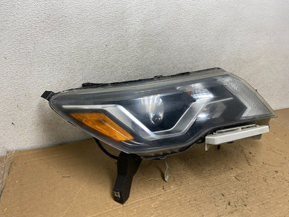 2017 - 2020 Nissan Pathfinder Right Passenger Side Headlight Halogen AH9210 DW1