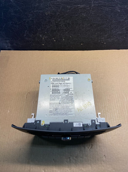 2012-2014 Mercedes W204 C250 C300 C350 Navi Command Radio DVD CD Audio AF9390 DG3