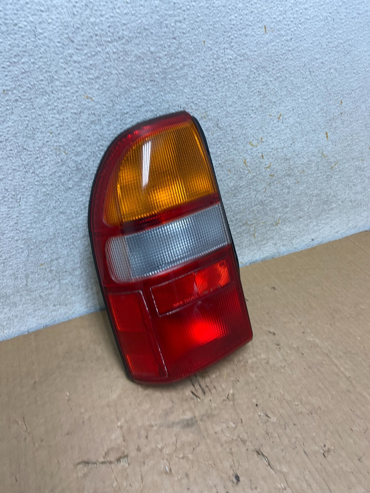 1999 to 2003 Suzuki XL-7 Vitara Left Driver LH Side Tail Light AI9047 LK2