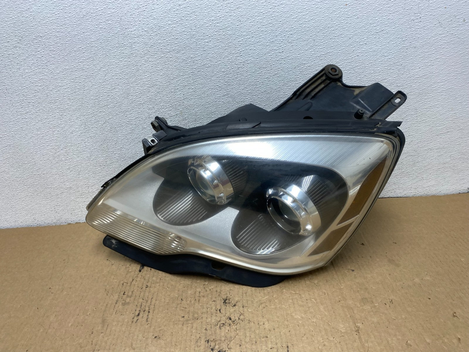 2007 to 2012 Gmc Acadia Halogen Headlight Left Driver LH Side AG2344 DW0