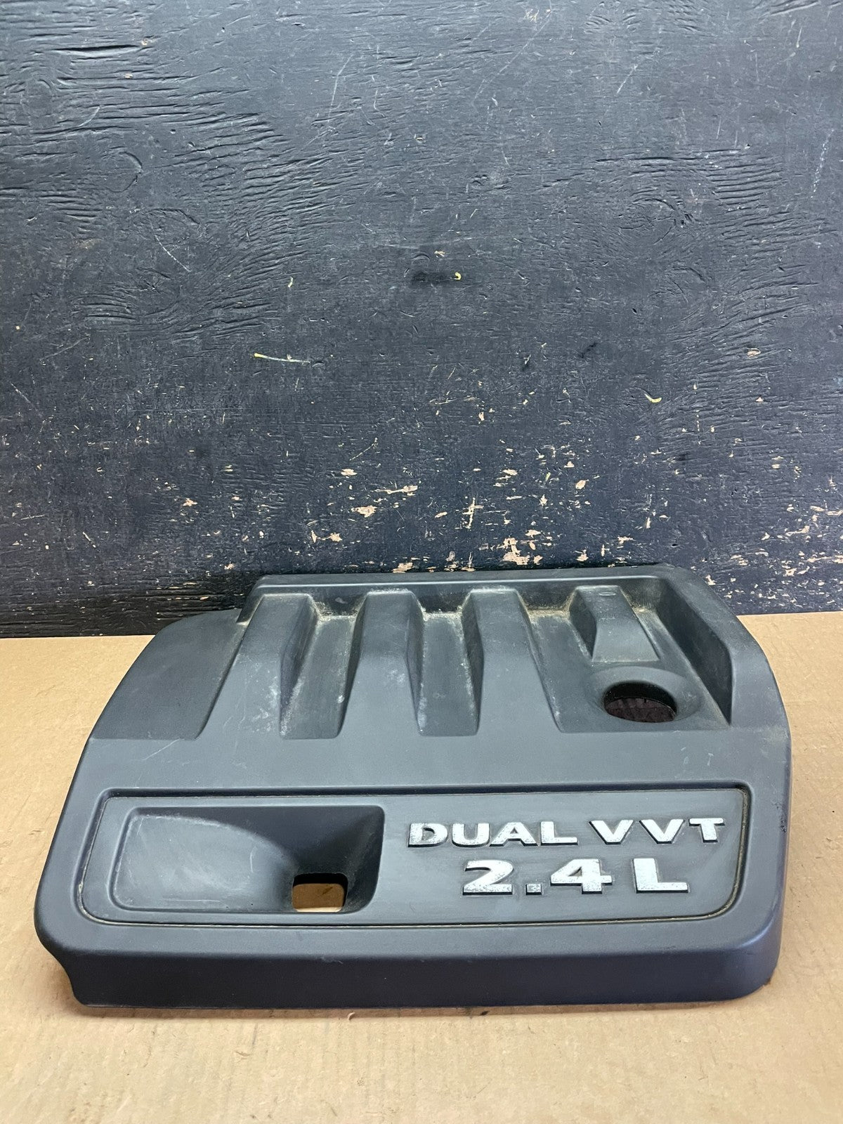 2012 to 2014 Chrysler 200 Engine Cover Top Lid Cover OEM AA2326 DG3