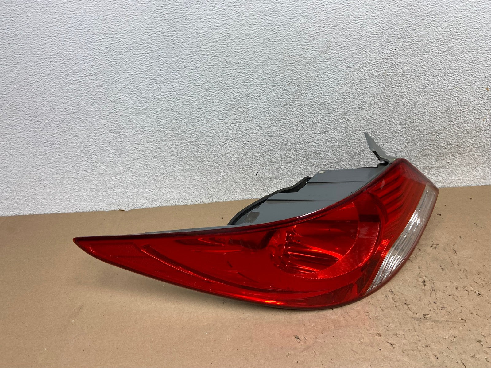 2012 2013 2014 Hyundai Accent Left Driver LH Side Tail Light AG4480 LK2