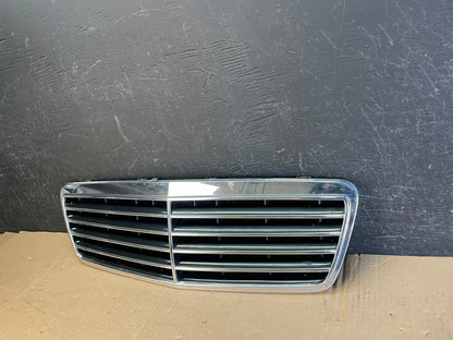 1997-2003 Mercedes Clk-Class CLK320 CLK350 Front Upper Grill Grille ad8496 DG1