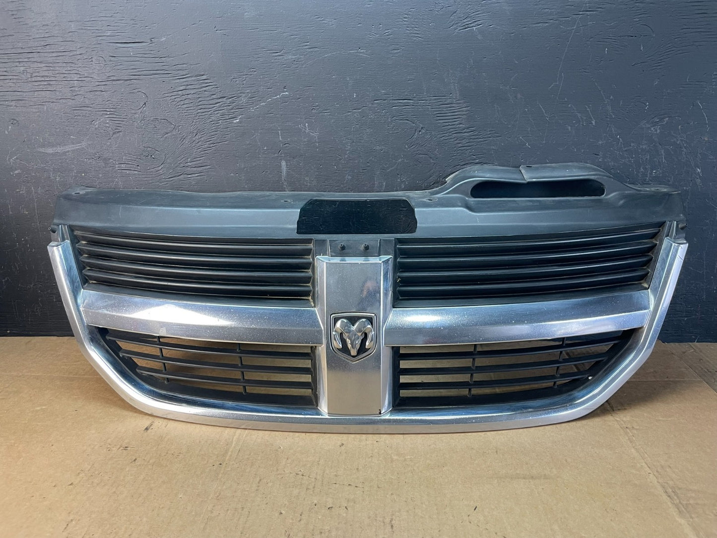 2009 to 2010 Dodge Journey Chrome Front Upper Grill Grille AC5066 DG0