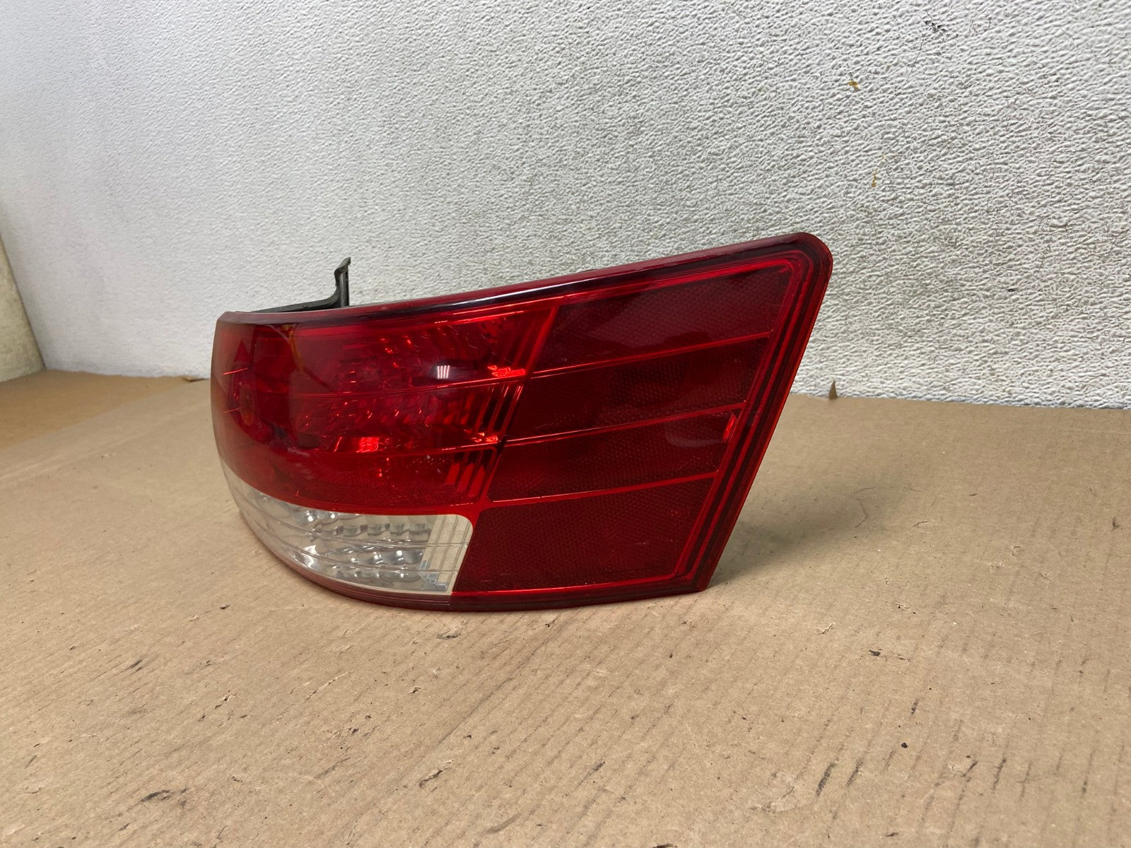 2006 2007 2008 Hyundai Sonata Right Passenger Rh Side Tail Light AG7947 LK2