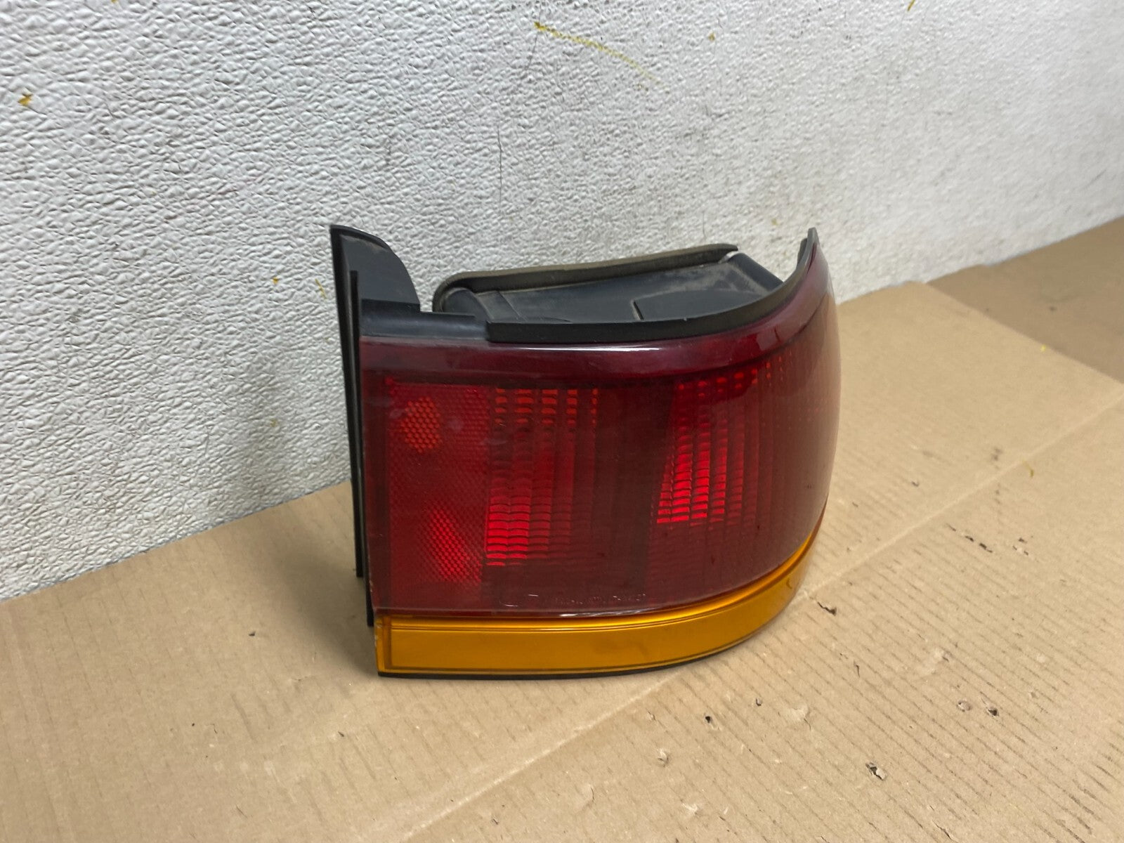 1994 to 1996 Ford Escort Sedan Right Passenger RH side Tail light J2032 DW2
