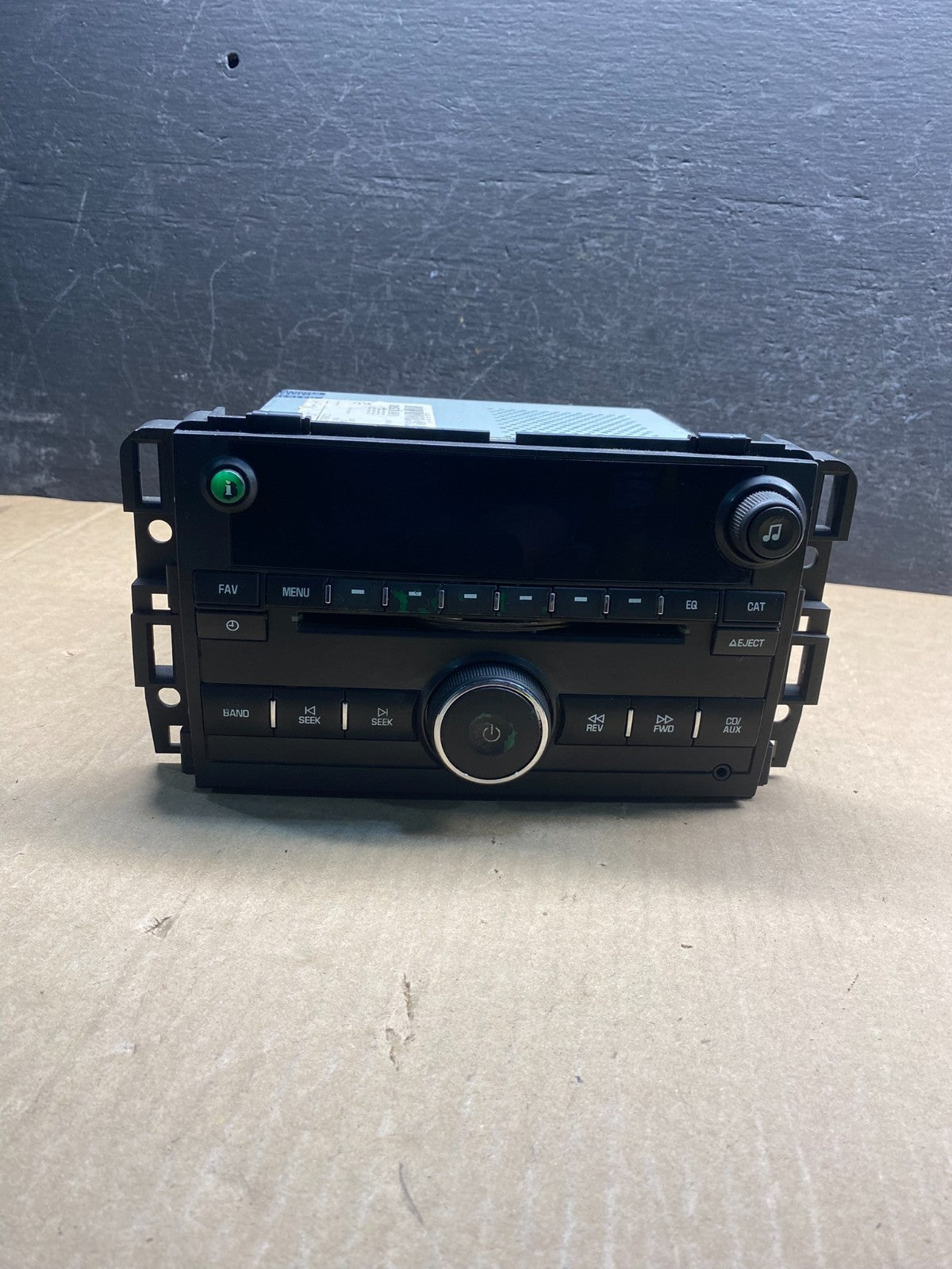 2007 - 2014 Chevrolet GMC Cadillac Buick AM FM CD Radio USB Aux mp3 AE7886 DG0