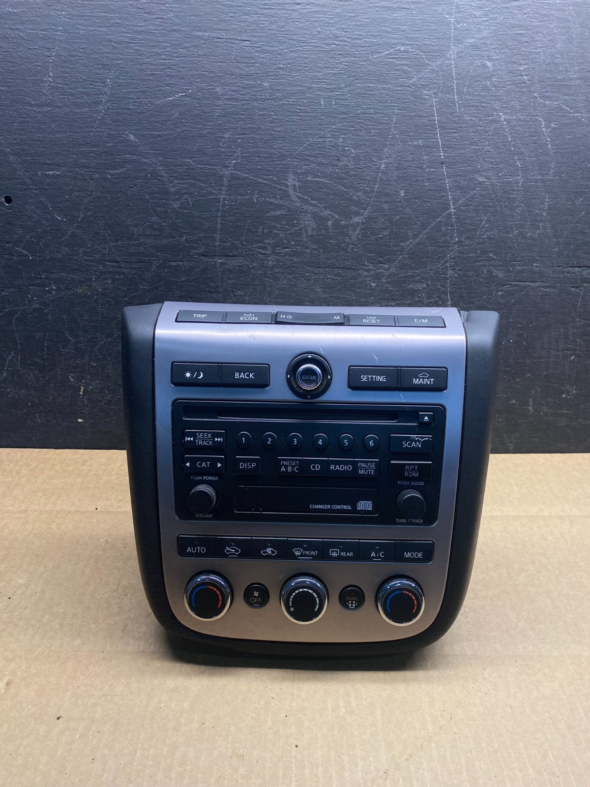 2006 - 2007 Nissan Murano AM FM Radio CD Climate Control Panel ag9506 DG0