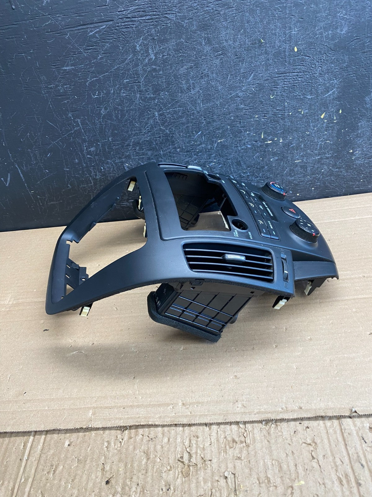 2009-2012 Hyundai Elantra Touring Wagon Front Radio Climate Control Bezel AG00941