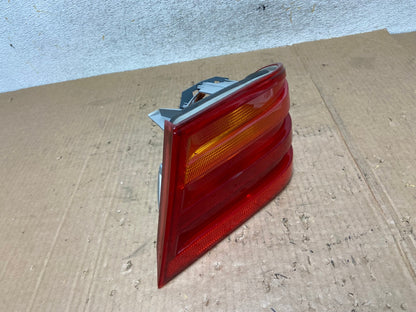 1996 - 1999 Mercedes-Benz E W210 E320 Right Passenger Tail Light AI5643 LK2