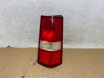 2003 2017 Chevrolet Express 1500 2500 3500 Right Passenger Tail Light AH7943 LK0
