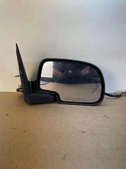 2003-2006 Chevrolet Tahoe Suburban Right Passenger Turn Door Mirror AH0268 LK7
