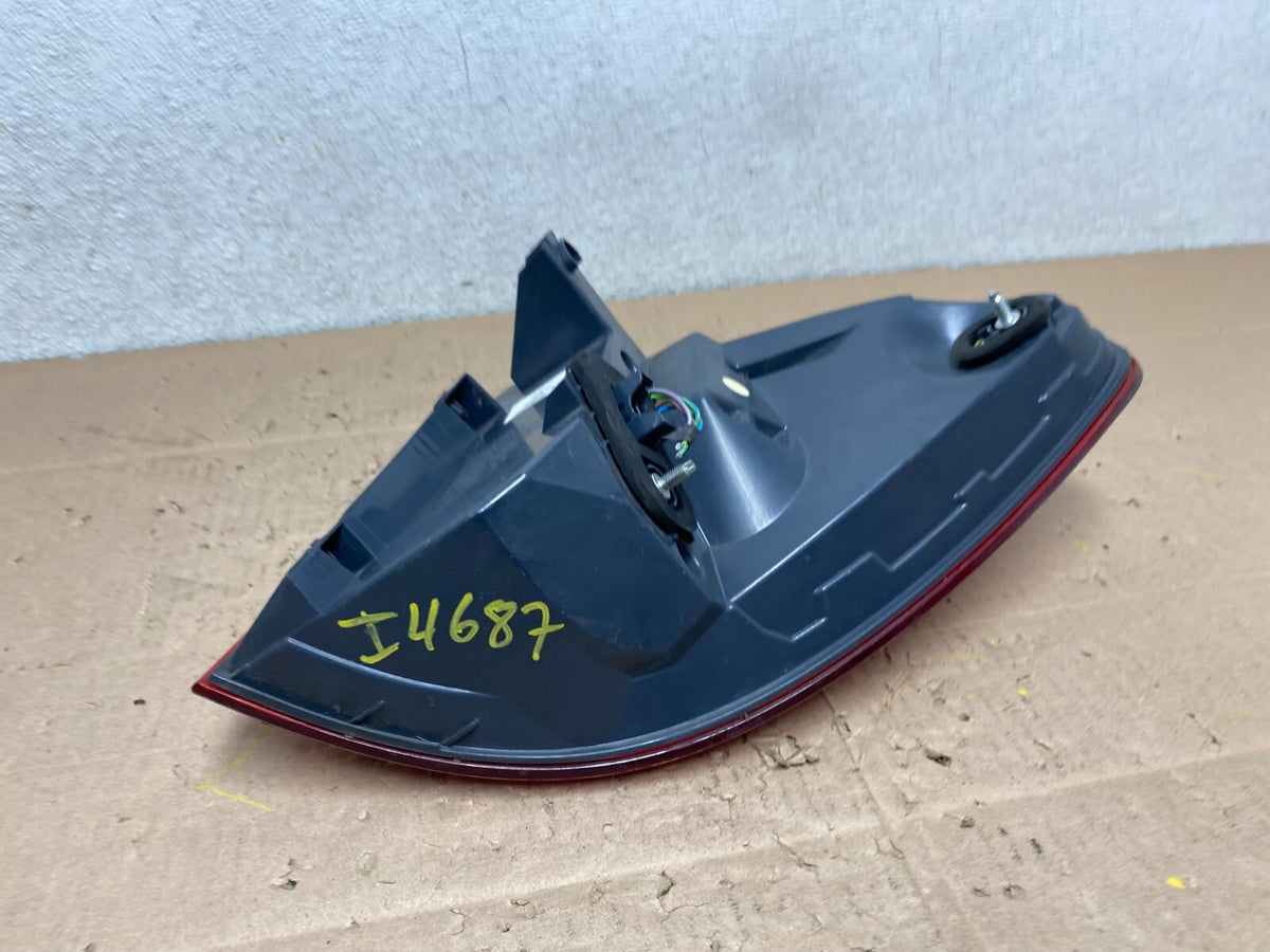 2010-2013 BMW F07 5-Series Gran Turismo GT Left Driver Lh Tail Light I4687 DW7