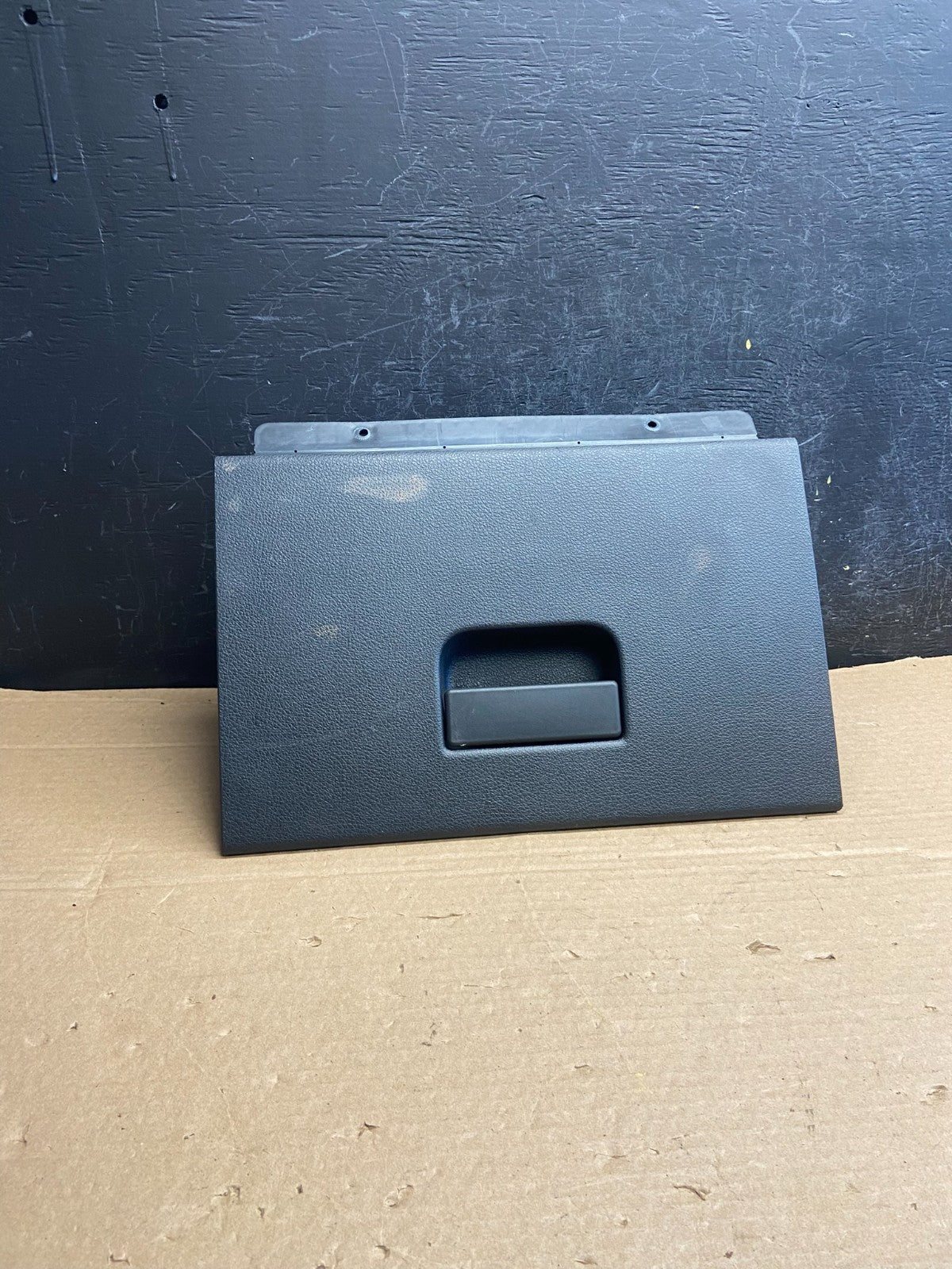 2004 to 2008 Ford F-150 Front Right Passenger Storage Glove Box AF2520 DG0