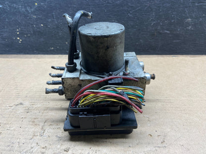 2012 GMC Yukon ABS Anti Lock Brake Pump Q1421 DG0