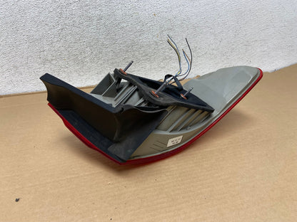 2011 2013 BMW 3 Coupe 328i 335i M3 E92 Right Passenger Tail Light AG9133 LK4