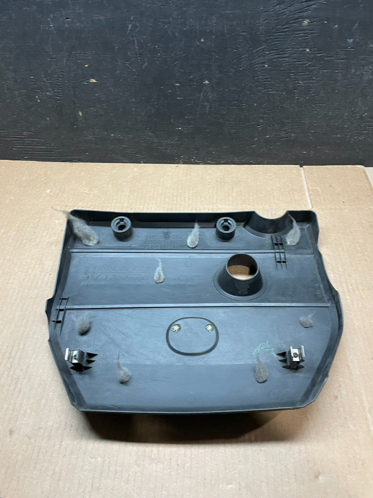 2004 to 2009 Mazda 3 DOHC 16 VALVE Engine Shield Top Cover J7374 PS5