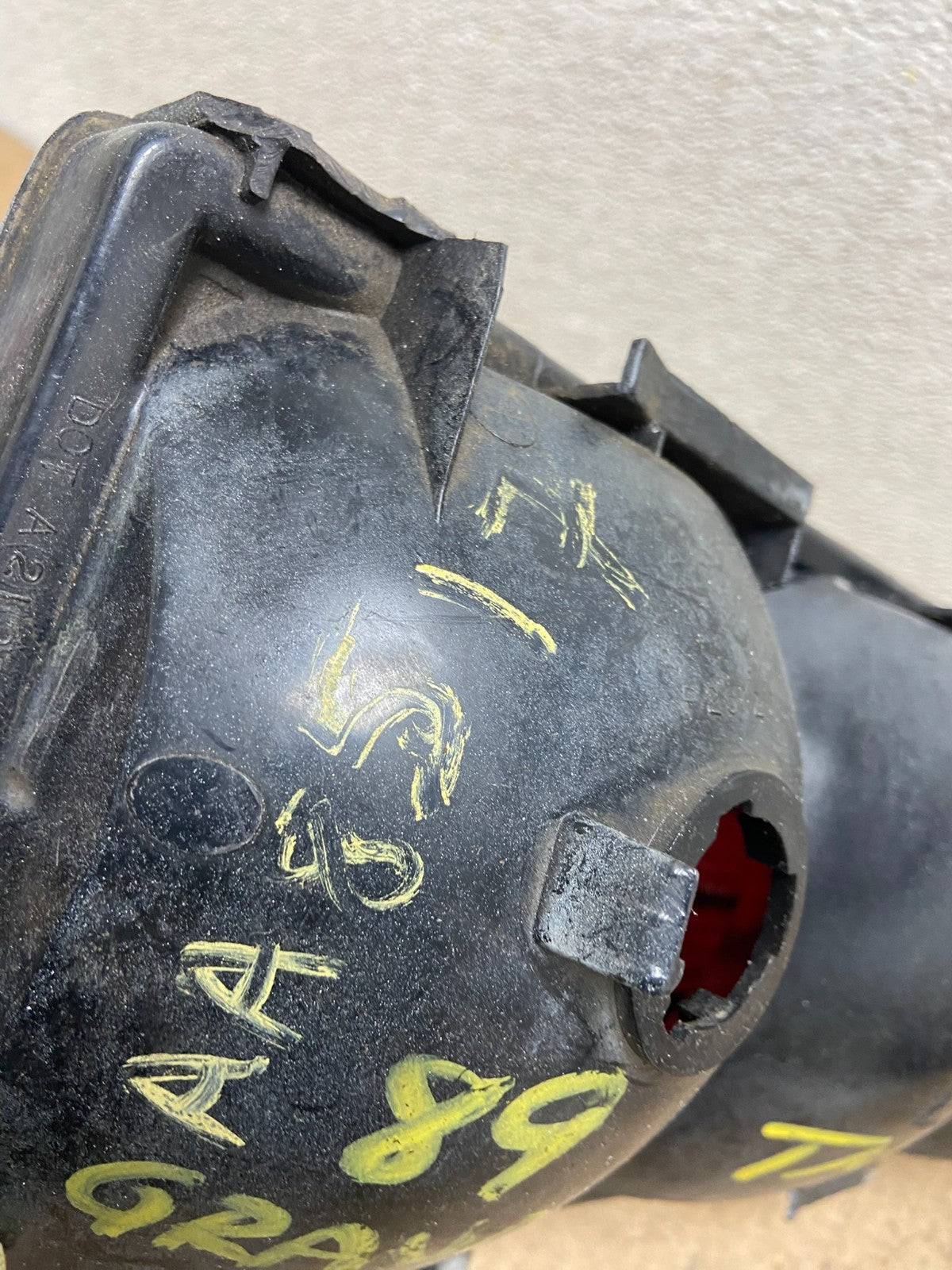 1989-1991 Pontiac Grand AM Left Driver LH Side Tail Light AA85177