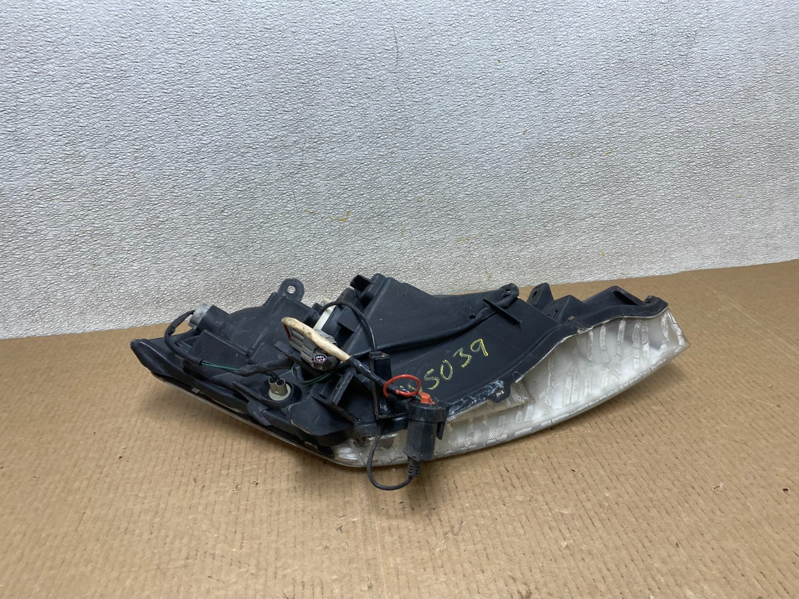 2003 to 2007 Nissan Murano Headlight Halogen Left Driver LH W5039 DW10