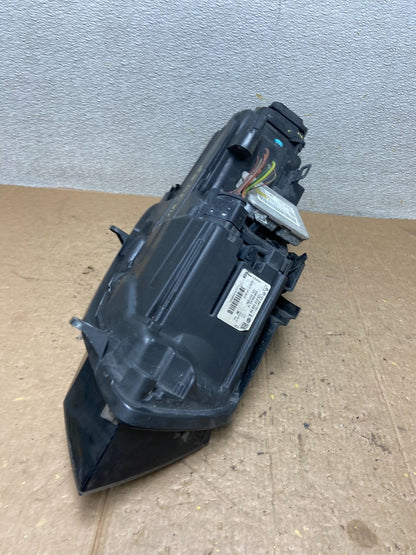 2011 - 2014 Volkswagen Touareg Left Driver LH Xenon Headlight Oem aa3852 DG7